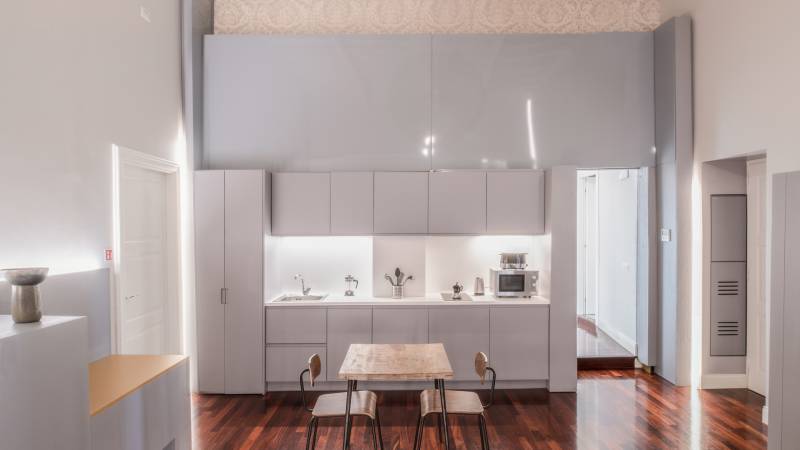 Croce-Apartment-Rome-Gruppo-Rhome-kitchen-app