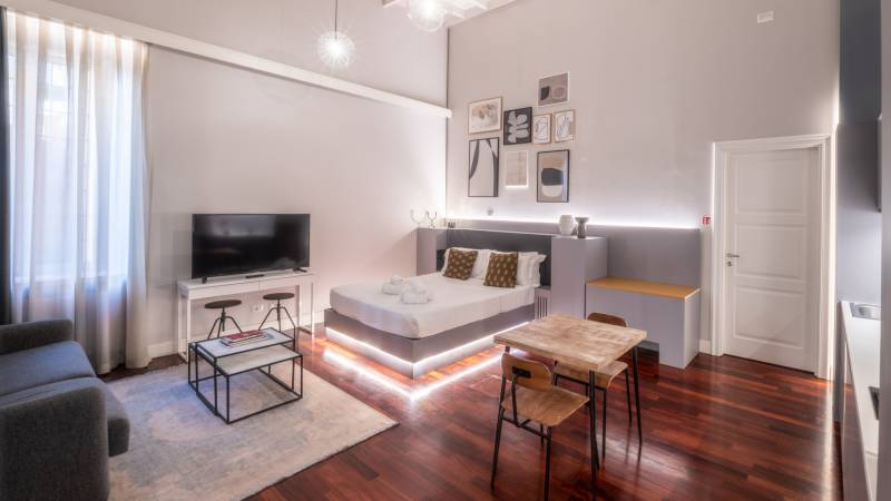 Croce-Apartment-Rome-Gruppo-Rhome-studio-apartment-2